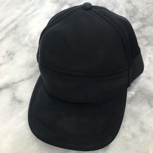 Black Lululemon Cap